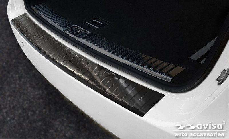 Ochranná lišta hrany kufru Porsche Cayenne 2010-2014 (tmavá) Avisa