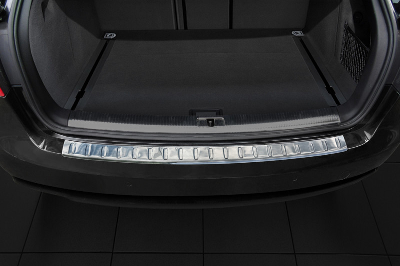 Ochranná lišta hrany kufru Audi A4 2012-2015 (combi