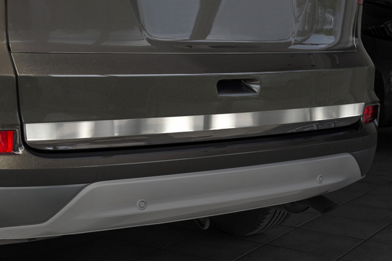 Ozdobná lišta dveří kufru Honda CR-V 2012-2018 (matná) Avisa