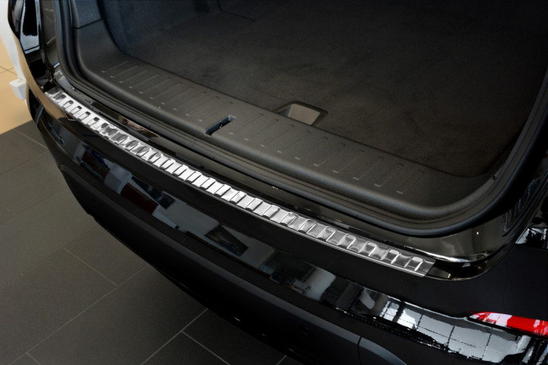 Ochranná lišta hrany kufru BMW X4 F26 2014-2018 (matná) Avisa