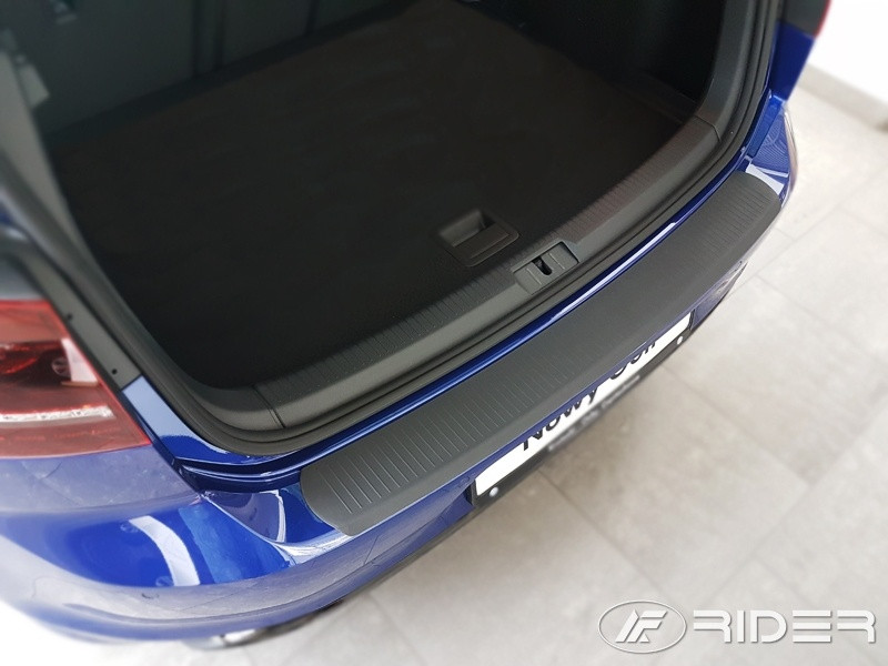 Ochranná lišta hrany kufru VW Golf VII. 2012-2020 (hb) Rider
