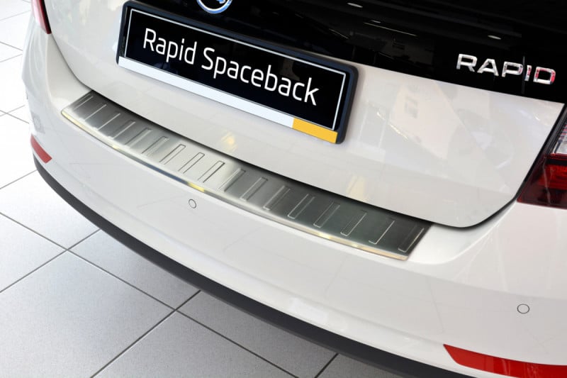 Ochranná lišta hrany kufru Škoda Rapid 2012-2019 (spaceback