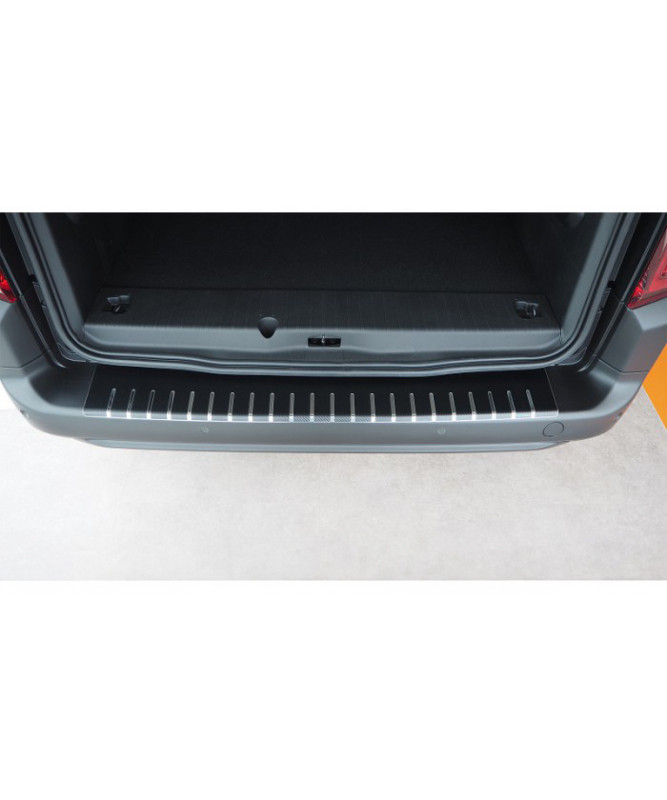 Ochranná lišta hrany kufru Opel Combo E 2018- (carbon) Alufrost